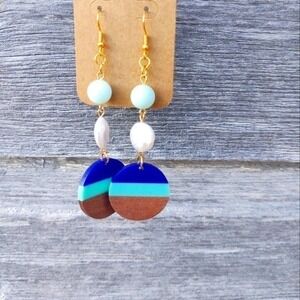 Western‎ multi color earrings